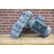 56 RPM 4 KW  680 Nm Asmaat 50 mm IE2. unused. 